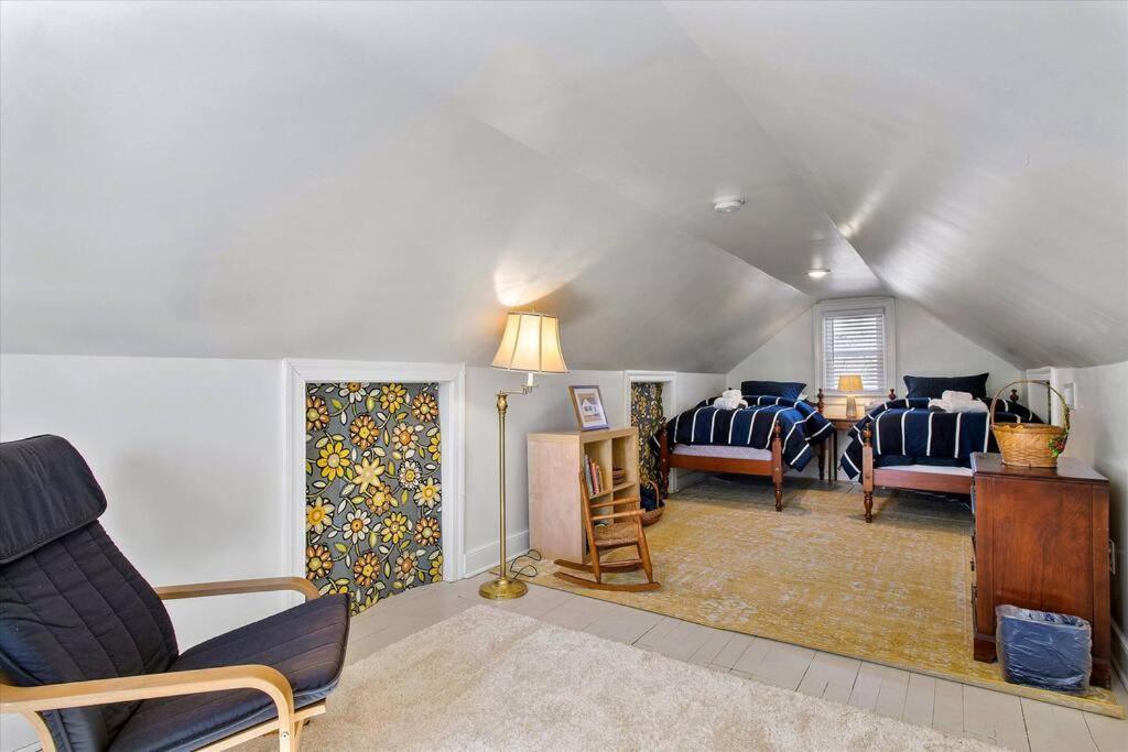 Private House Mins To Maymont Park, Trails & Vcu! Richmond Exterior foto